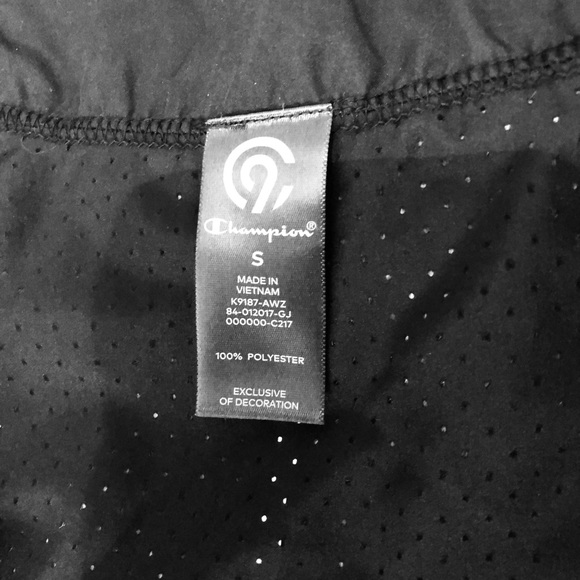 Champions C9 All Weather Running Vest - Picture 6 of 8